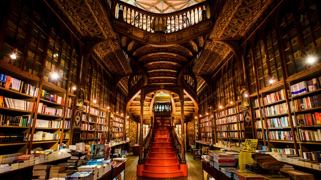 La majestueuse librairie Lello à Porto
La majestueuse librairie Lello à Porto
